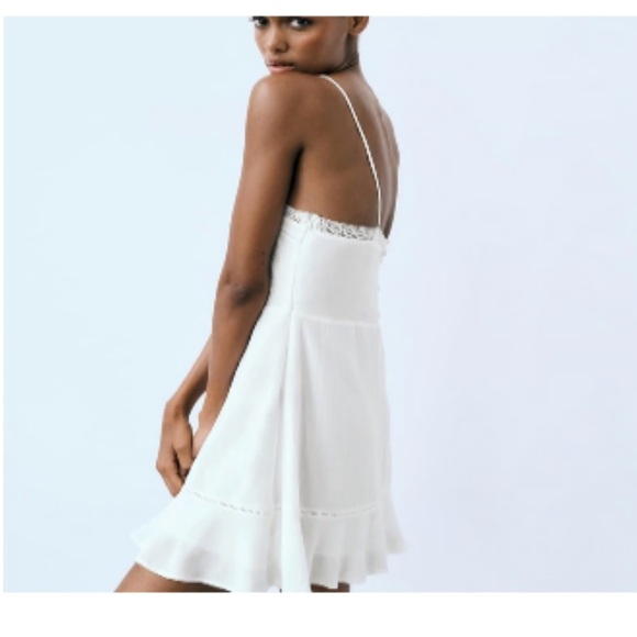 Zara White SHORT EMBROIDERED DRESS - size XS - Picture 3 of 10